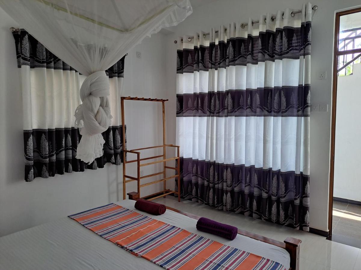 B & B Charm Dikwella Quarto foto